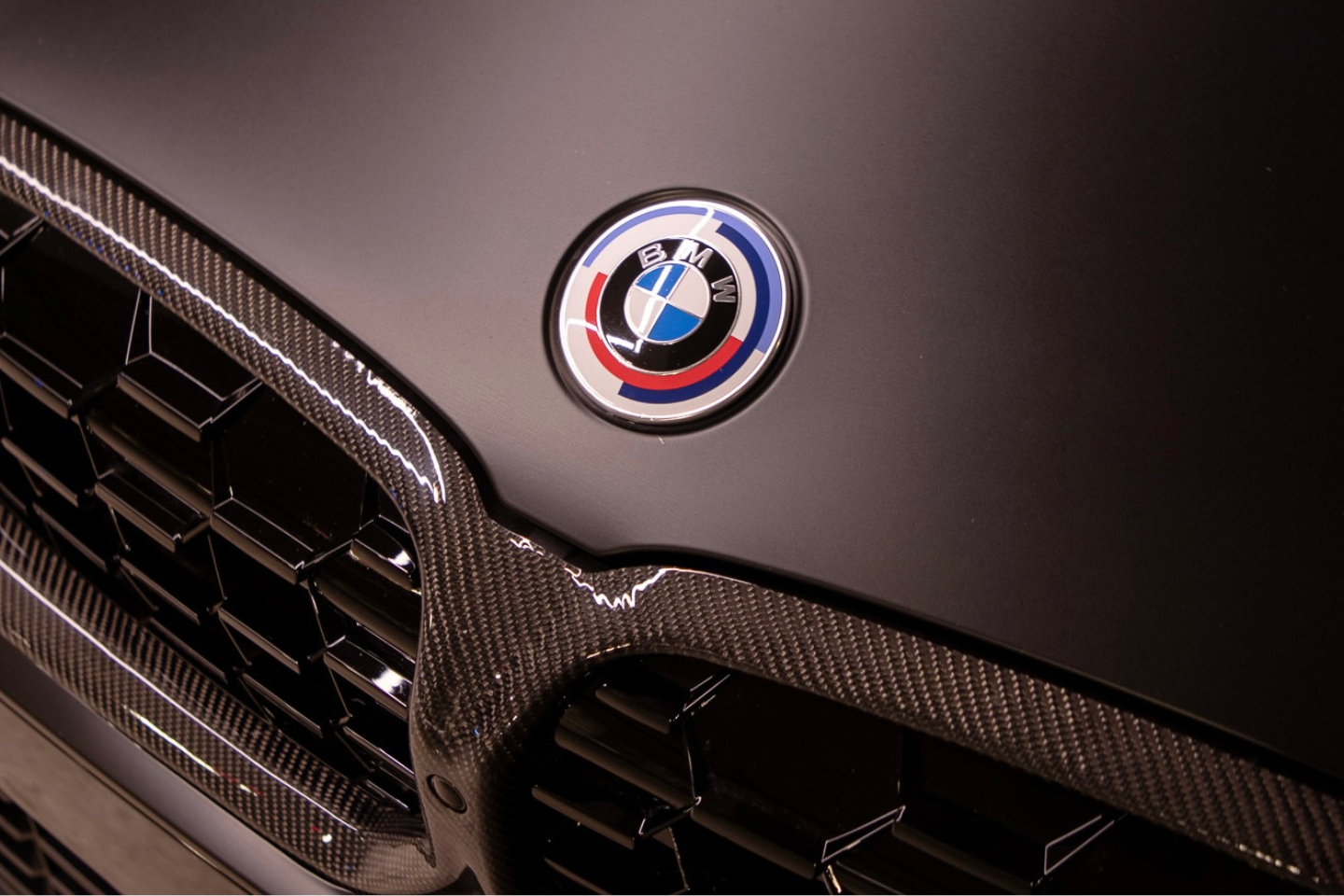 CARBON FIBER FRONT GRILLE REPLACEMENT- BMW G20 M340i LCI 2023+
