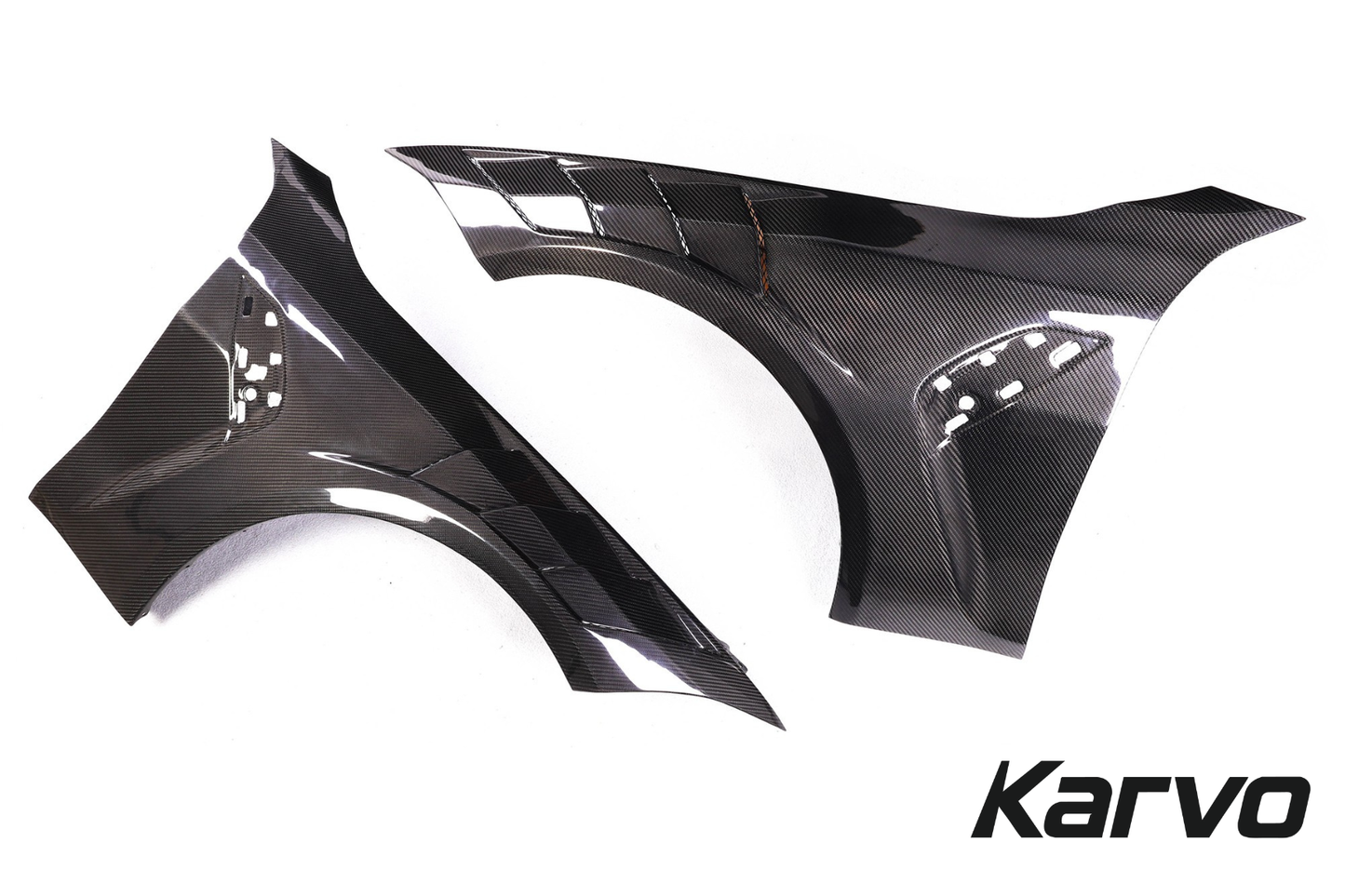 AE Style Dry Carbon Fiber Vented Fenders - BMW G80 M3/ G82 M4