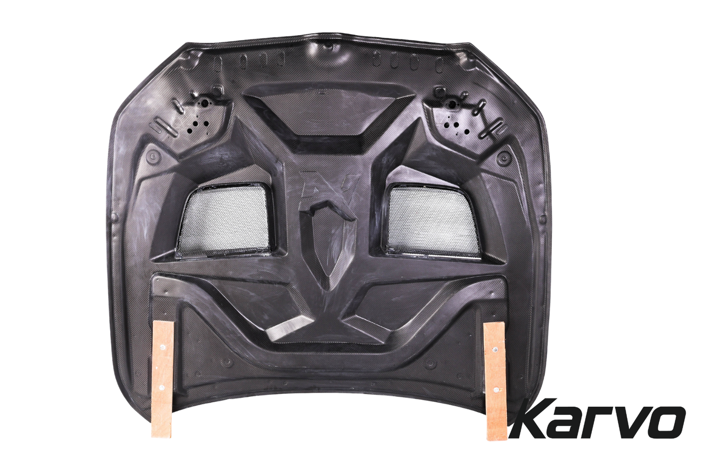 AN STYLE DRY CARBON HOOD - BMW G90/G99 M5