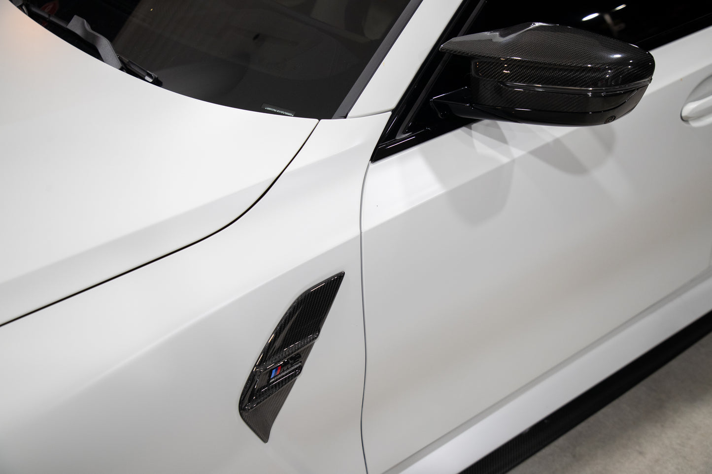 DRY CARBON FENDER TRIMS – BMW G80 M3 / G82 M4