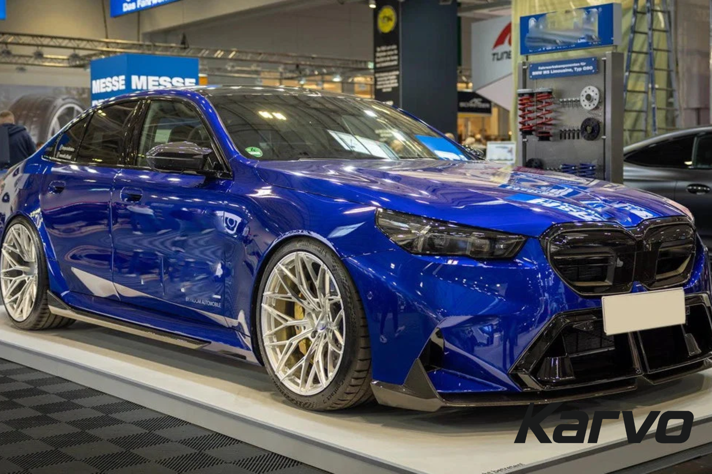 MP STYLE DRY CARBON SIDE SKIRT - BMW G90/G99 M5