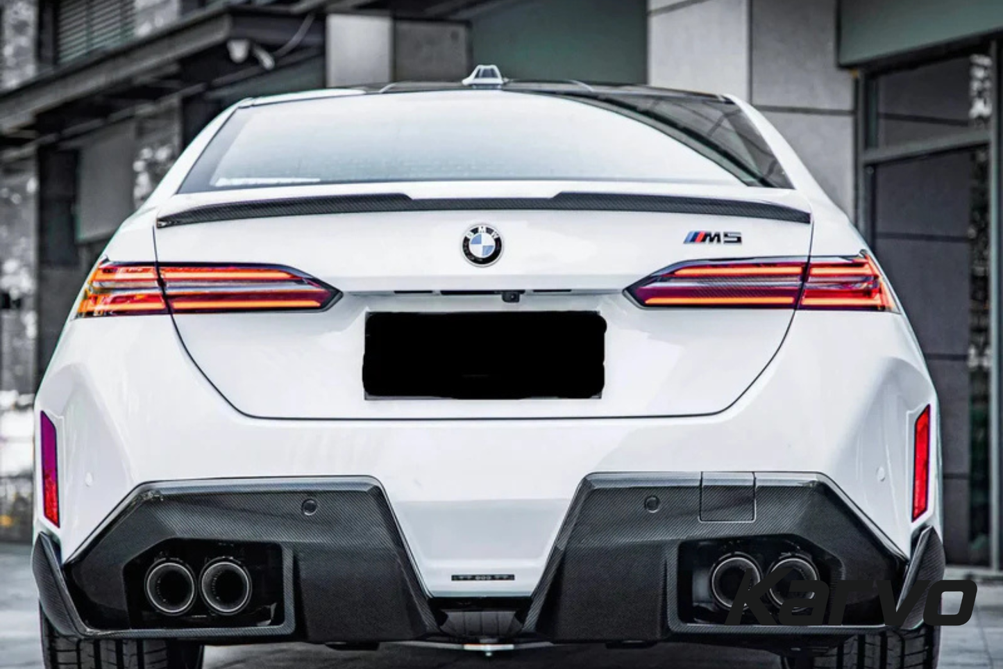 MP STYLE DRY CARBON TRUNK SPOILER – BMW G90/G99 M5